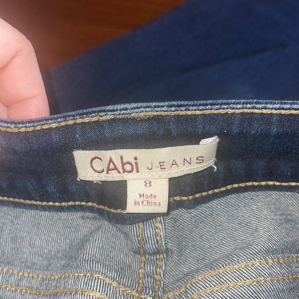 Cabi ladies Ruby skinny dark blue wash cropped raw hem jeans. Size 8. - Picture 7 of 9